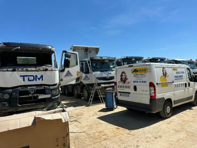 Votre spécialiste du pare-brise – Remplacement de pare-brise sur camion Scania à Mitry-Mory